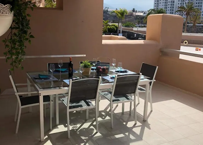 Daire Rated Huge Sunny Terrace Heated Pool Parking Wifi