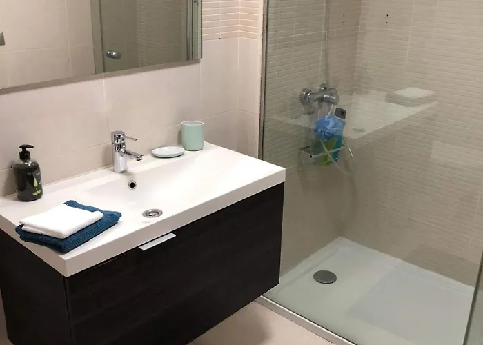 Daire Rated Huge Sunny Terrace Heated Pool Parking Wifi *